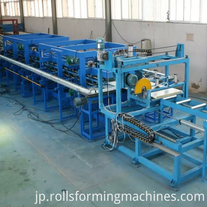 ロールフォーミングとカッティング EPS sandwich panel roll forming machine
